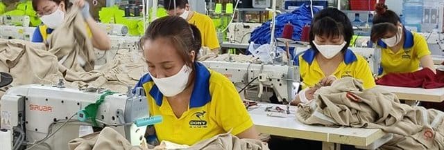 Businesses resume production as workers return