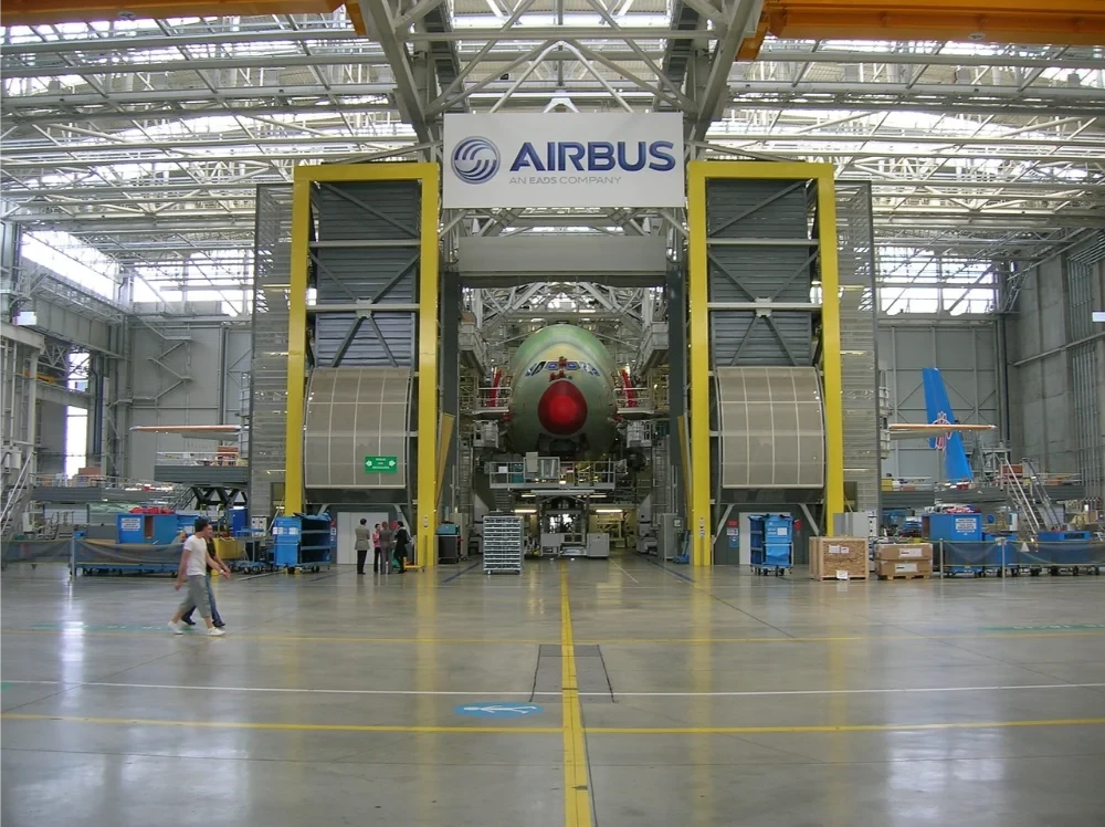 Airport Hangars as Manufacturing Spaces