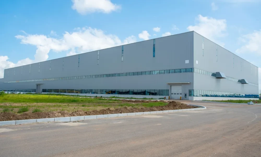 What is Flex Industrial Space? Benefits & Investment Potential